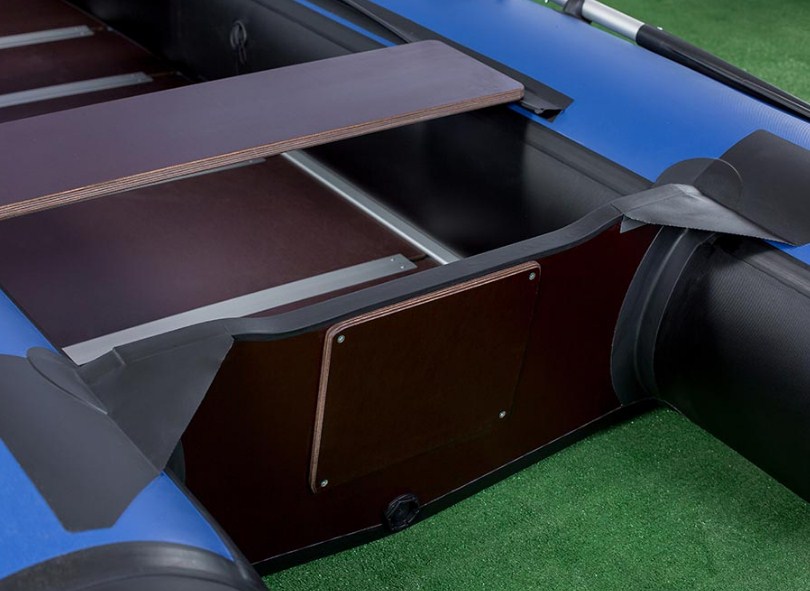 RiverBoats RB 330 Киль