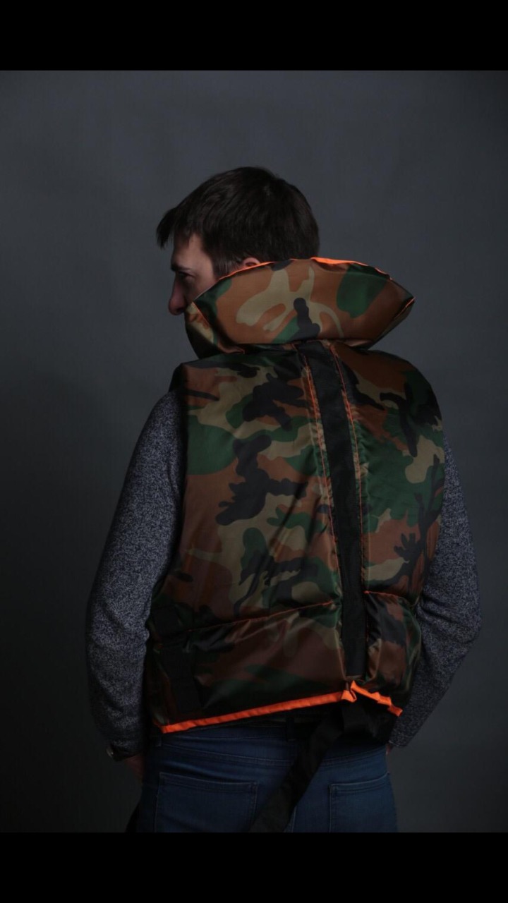 Спасательный жилет двусторонний 100-120 кг