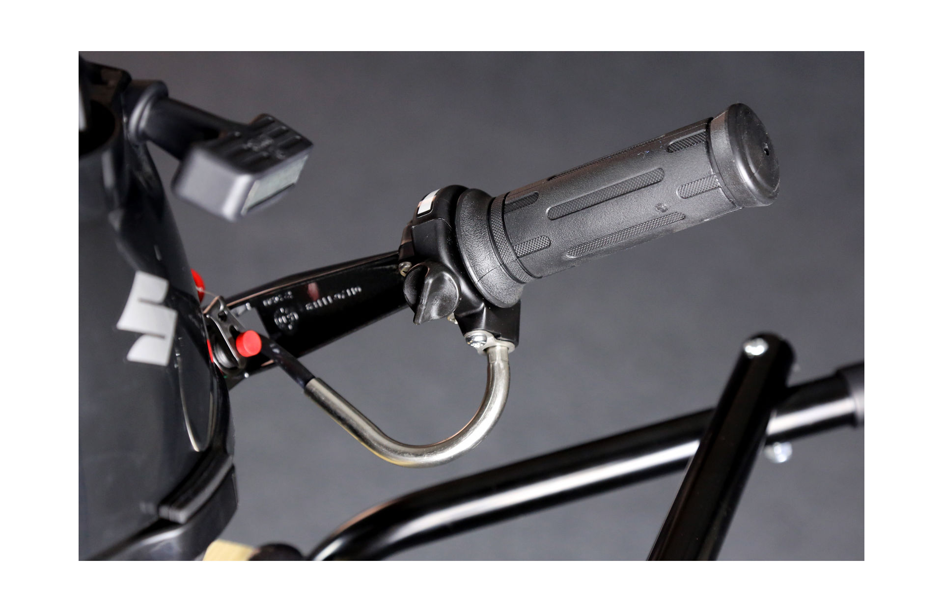 Сузуки DF2,5 4-тактный